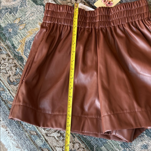 Boutique Brown Faux Leather Shorts - Picture 3 of 4